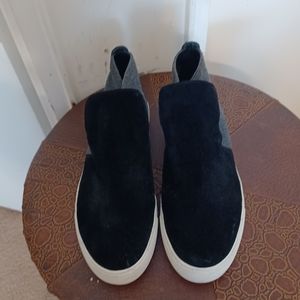 Karl lagerfeld sneakers black with gray leather upper.  Brand new. Slips on